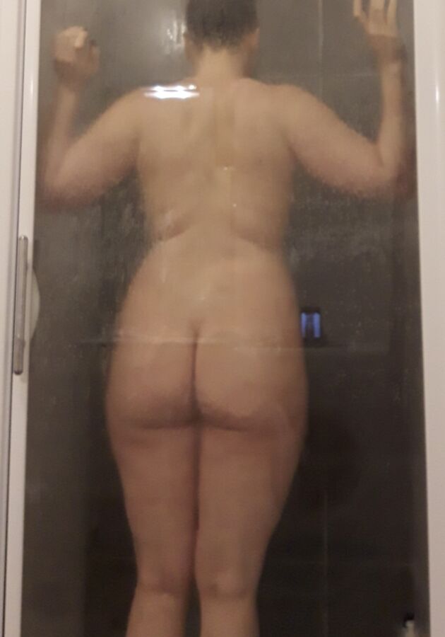 Free porn pics of under shower 1 of 4 pics