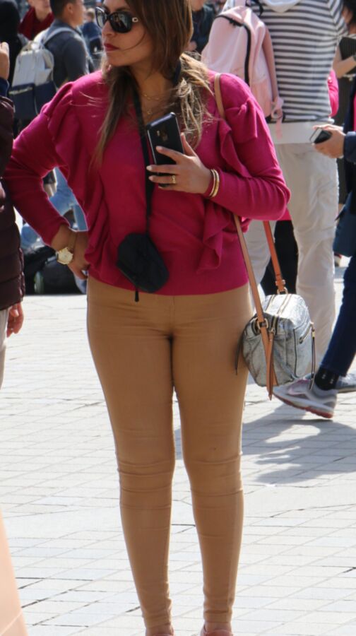 Free porn pics of Paris last week : another tourist with a great ASS 3 of 8 pics