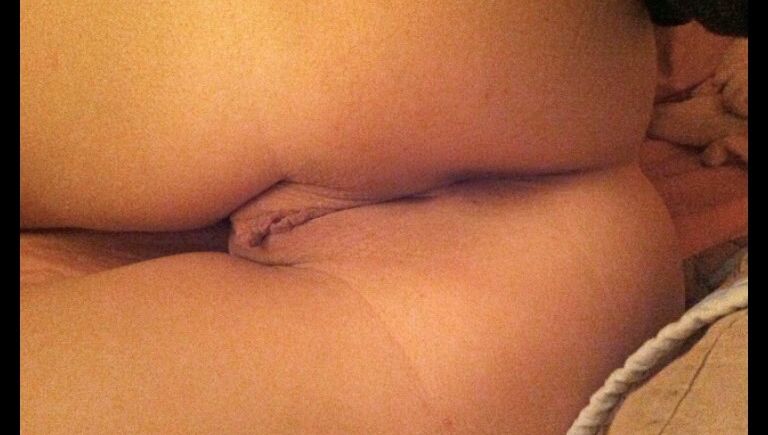 Free porn pics of Celeb Whores Leaked 19 of 22 pics