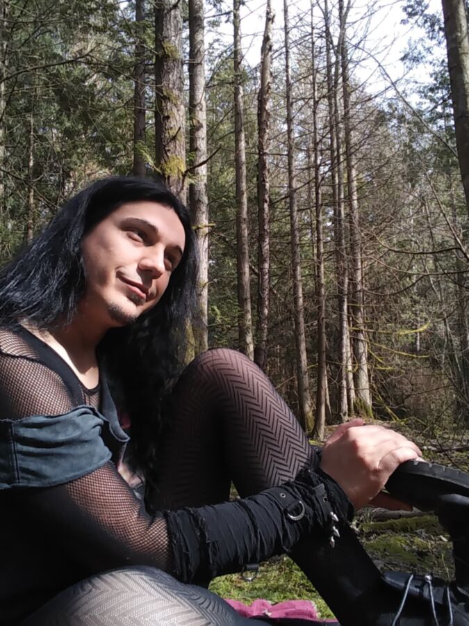 Goth outdoors CBT 7 of 68 pics