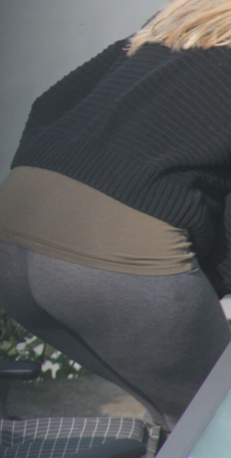 my new neighbour with black leggings and string! 16 of 17 pics