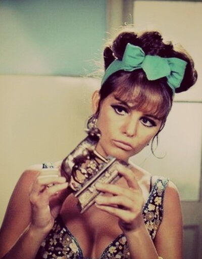 Legendary Claudia Cardinale 18 of 214 pics