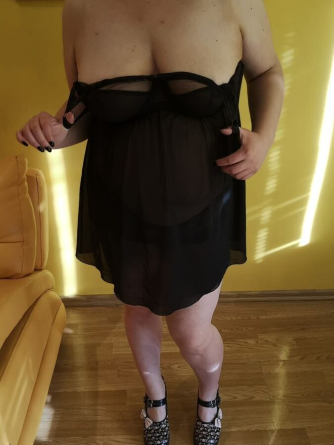 Ameteur bbw wife in lingerie 1 of 5 pics