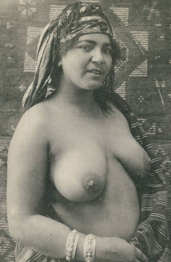 Vintage Busty Girls Big Tits VTG Nude Busen Frauen 7 of 32 pics