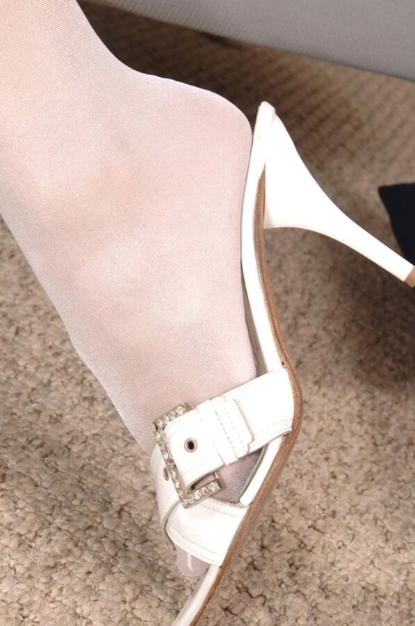 Veronica Vanoza in stockings and heels 8 of 115 pics