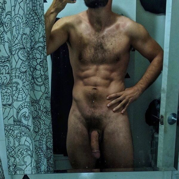 Amateur Hot Guys 8 of 58 pics