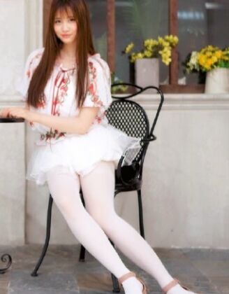 Stupid chinese dancer love white pantyhose,degrade her  8 of 13 pics