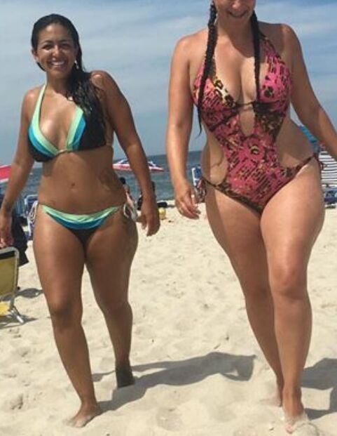 Bikini and Beach women 15 of 19 pics
