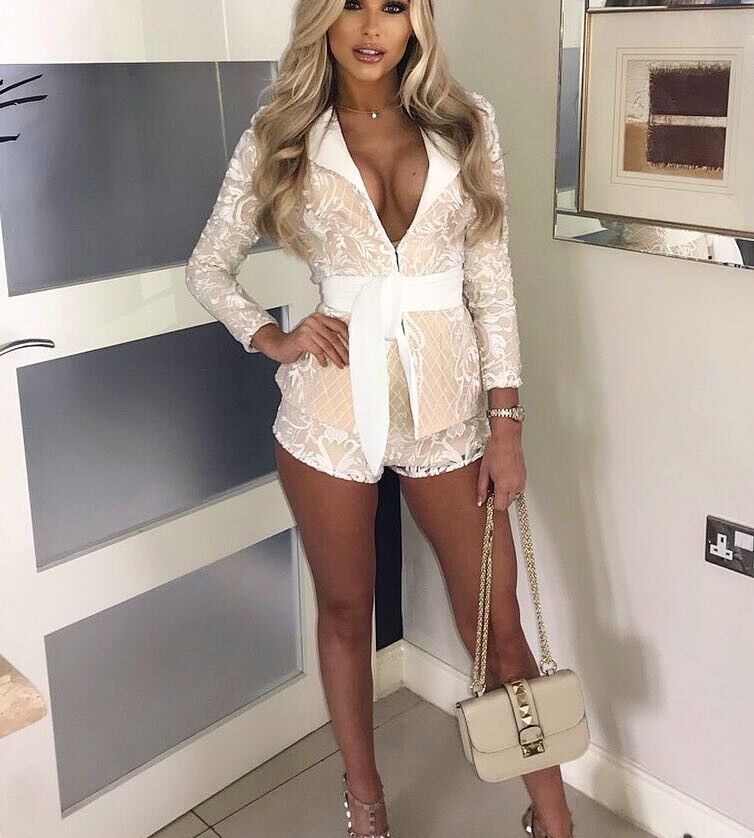 Hayley Hughes from Love Island 14 of 46 pics