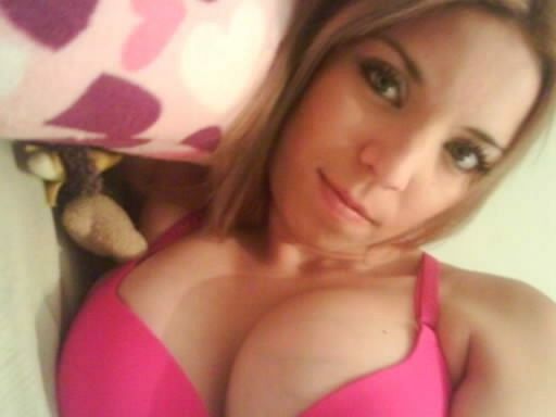 isela pink bra (my pictures) mexican whore 10 of 12 pics
