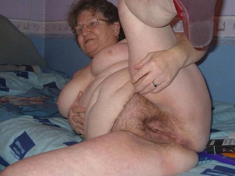 Haarige Granny Bbw Kondomsex