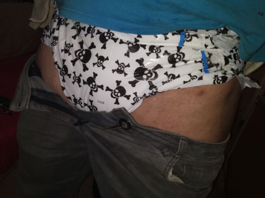 Me in diaper 6 of 28 pics