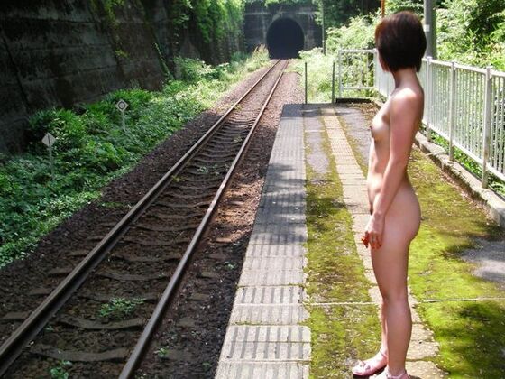 Japanese Exhibitionism and Public Nudity 5 of 260 pics