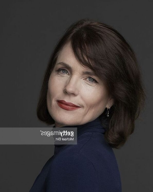 Elizabeth McGovern - i think she is stunning 6 of 16 pics