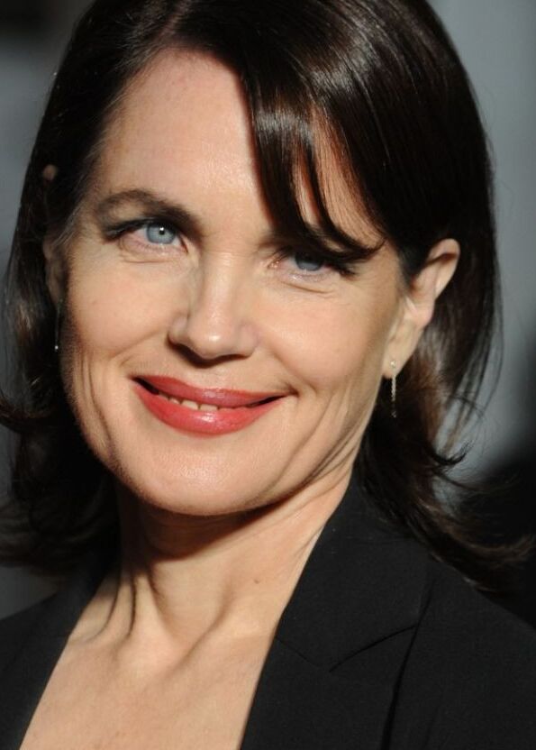 Elizabeth McGovern - i think she is stunning 5 of 16 pics