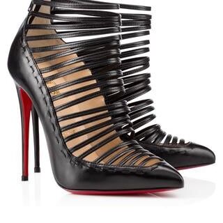 RED SOLE tales - Christian Louboutin  19 of 20 pics