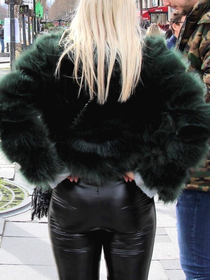 candid leather butt - leather in the street 12 of 59 pics