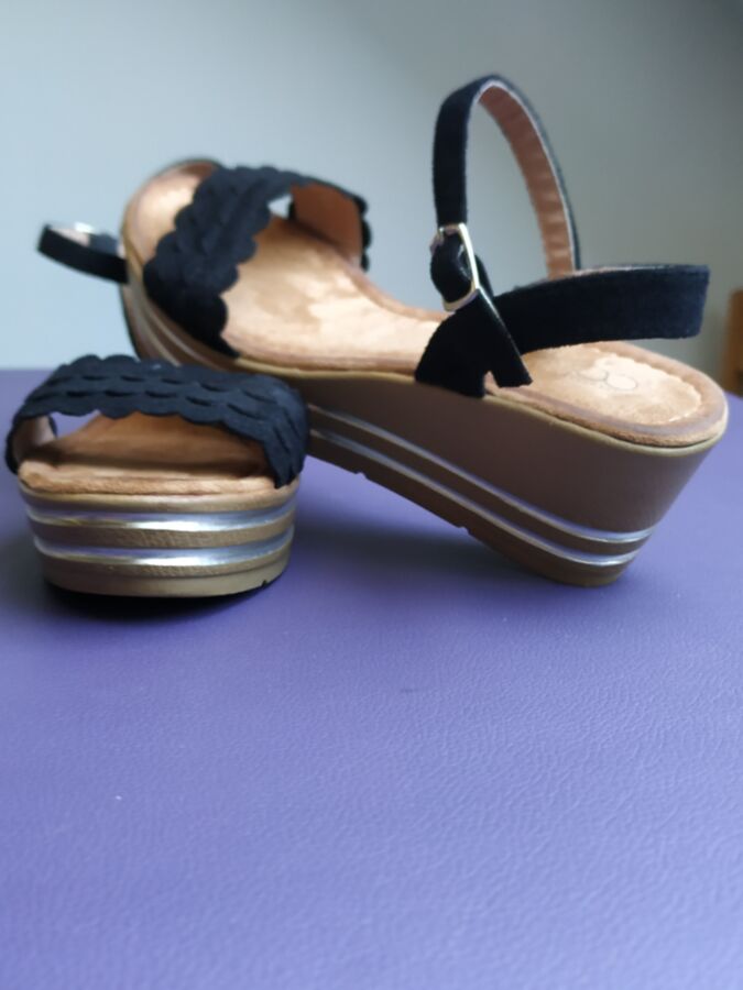Stepdaughter wedge sandals 4 of 8 pics