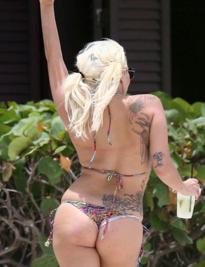 Lady Gaga in bikini 14 of 72 pics