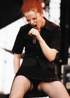 Shirley Manson 7 of 8 pics