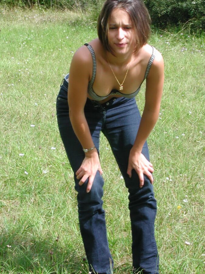 Amateur - French MILF Strips Outdoors 2 of 125 pics