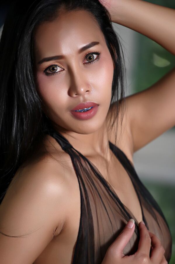 Asian Beauties - Nicha H - Sexy In Black 11 of 77 pics
