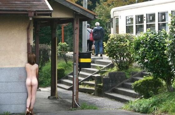 Japanese Exhibitionism and Public Nudity 8 of 260 pics