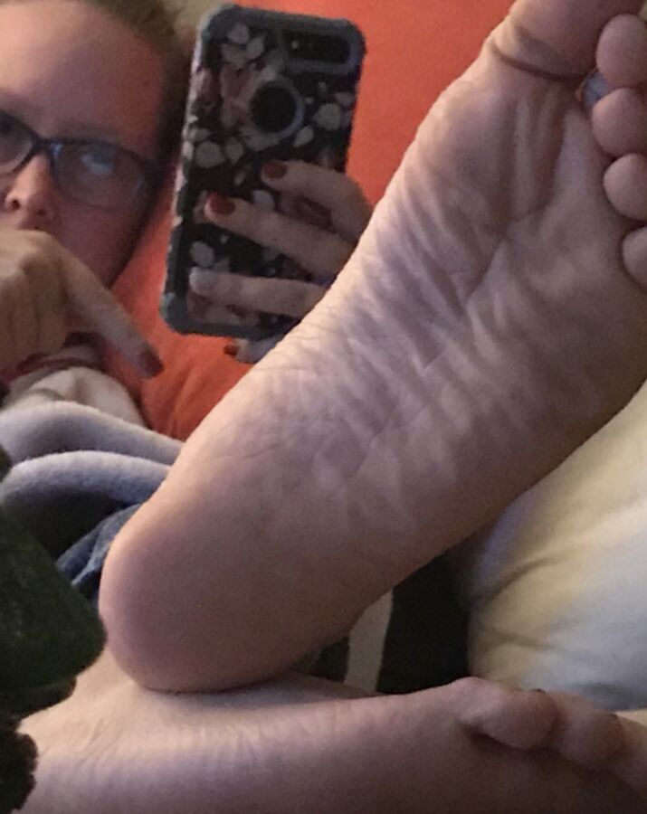 Jennies sexy candid feet 4 of 69 pics