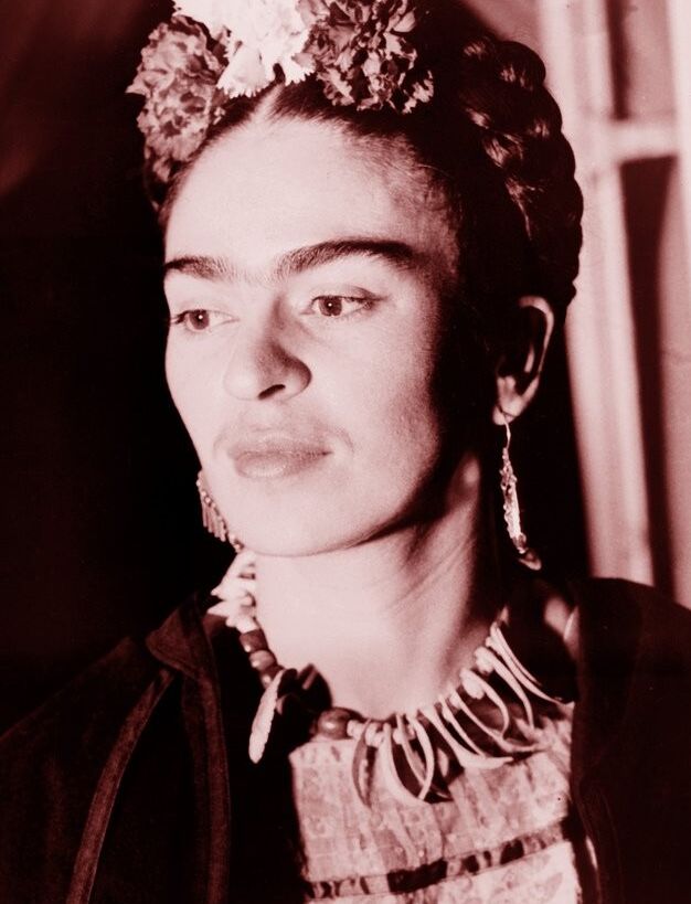 Vintage - Frida Kahlo 11 of 13 pics