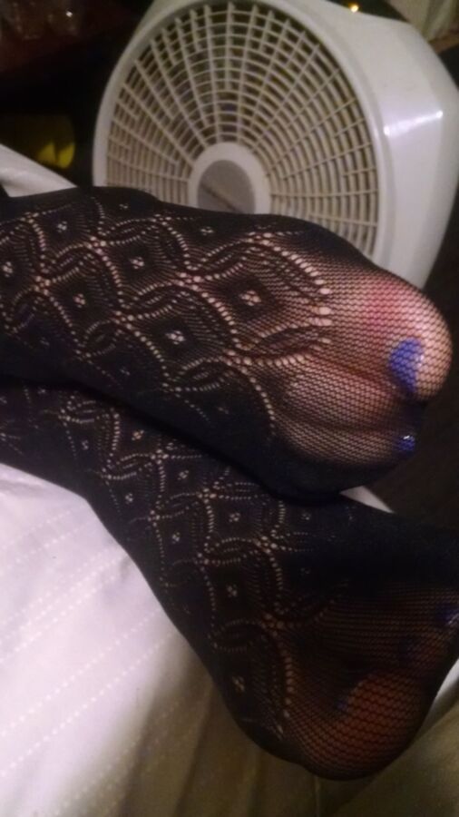 Wifes Feet In Pantyhose & Tights For Your Comments 4 of 19 pics