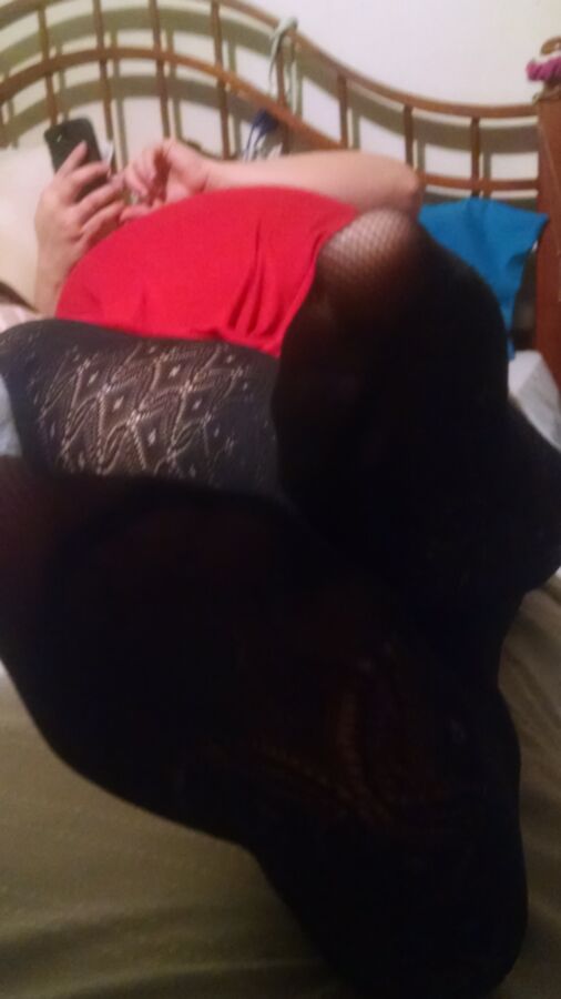 Wifes Feet In Pantyhose & Tights For Your Comments 8 of 19 pics