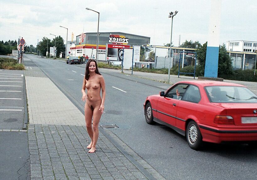 Helena Hemanova - Nude Street 14 of 20 pics
