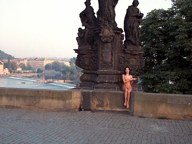 Helena Hemanova - Nude Bridge 5 of 48 pics