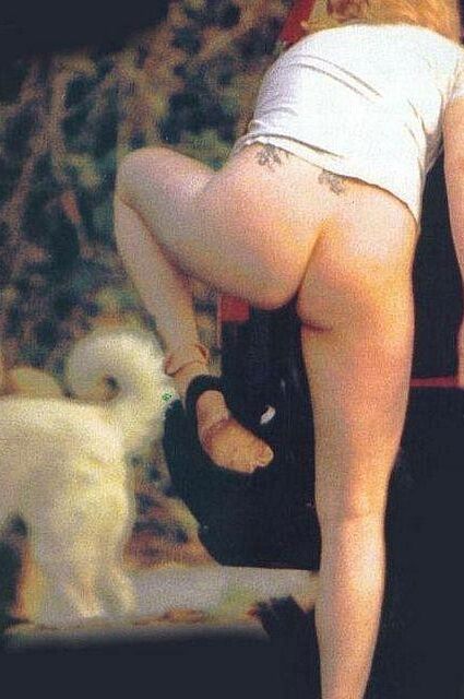 Drew Barrymore Public Stripping Nude Pics 15 of 41 pics