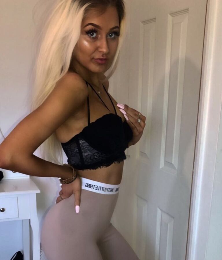 Hot Teen Chav Slut Liv For Comments! 21 of 35 pics