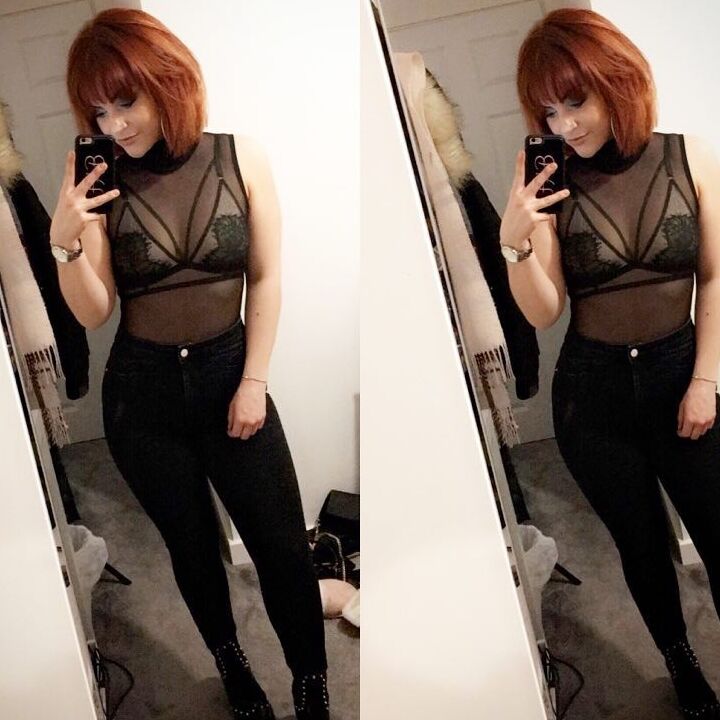 Rachel - Hot Instagram slag loves to show off her curves 1 of 55 pics