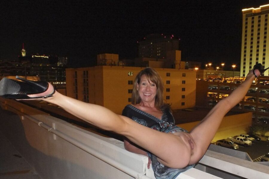 Mature, milfs,teens spread legs in public 2 of 40 pics