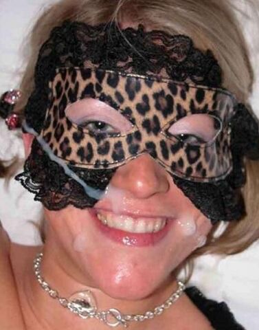 Masked Blindfold Cuties 10 of 34 pics