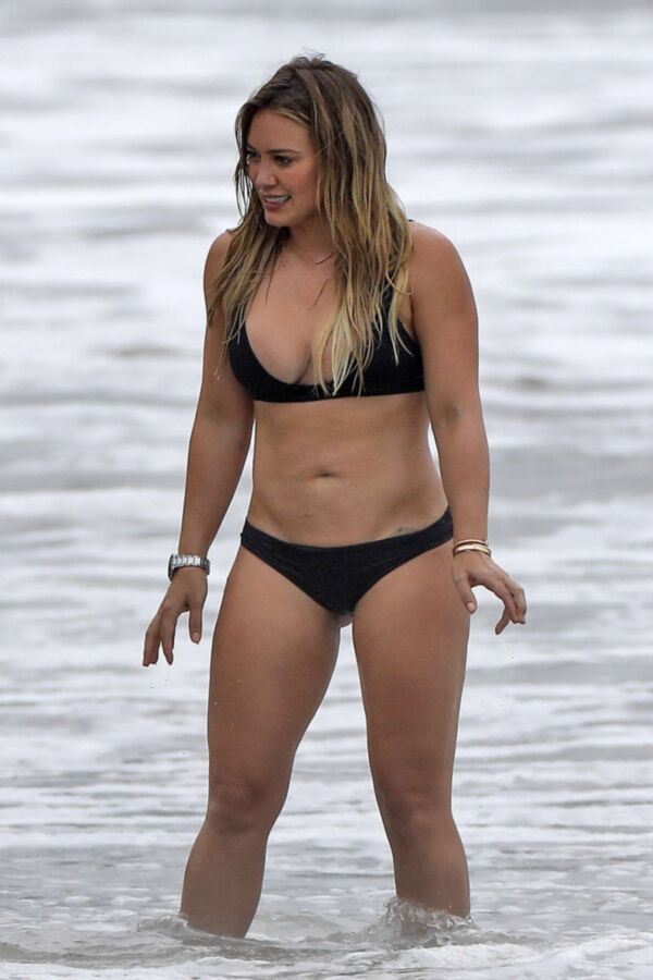 Hilary Duff - Busty Blonde Hollywood Celebrity in Sexy Bikinis 16 of 83 pics