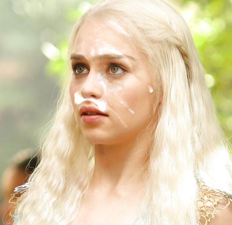 Daenerys Targaryen (Emilia Clarke) Game of Thrones 22 of 298 pics