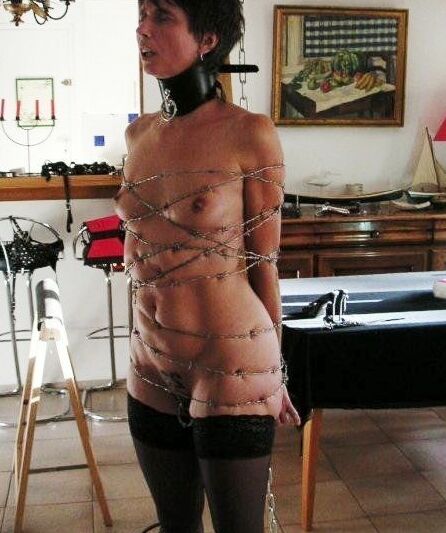 Slaves COLLARED !!!!! 16 of 61 pics