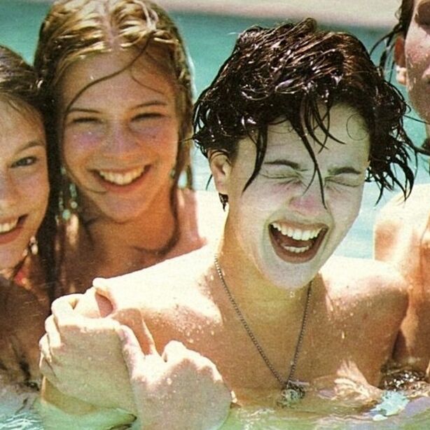 Drew Barrymore Sexy Nudes Skinny Dipping in Pool Pics 13 of 44 pics