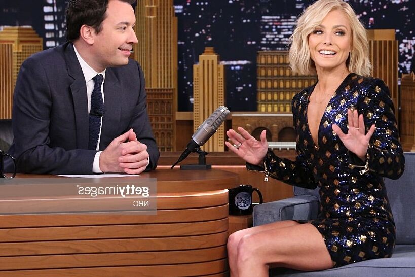                                                   Kelly Ripa 7 of 55 pics