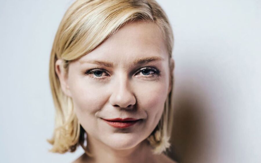 Kirsten Dunst 20 of 24 pics