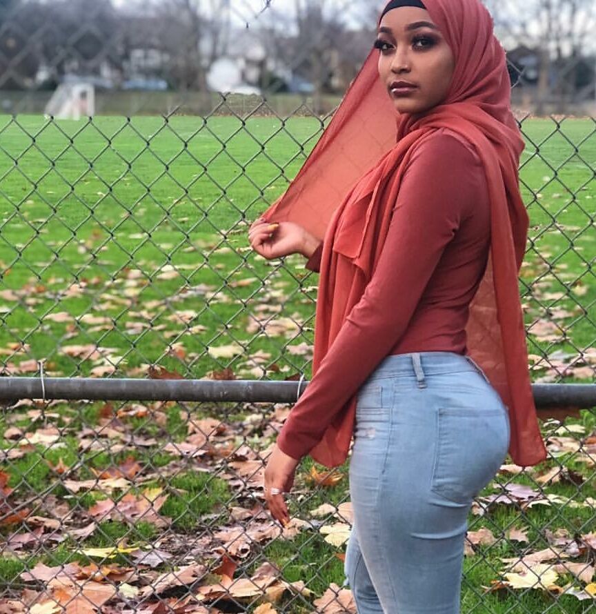 MUSLIM HIJAB HORNY LADIES 3 of 49 pics