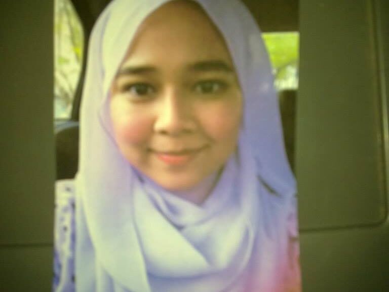 Hijab Malay Girl Cum Tribute 3 of 7 pics