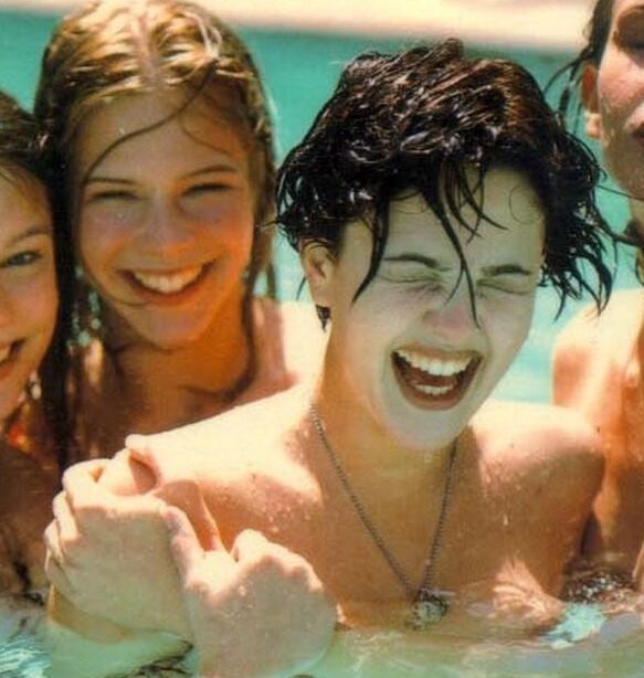 Drew Barrymore Sexy Nudes Skinny Dipping in Pool Pics 14 of 44 pics