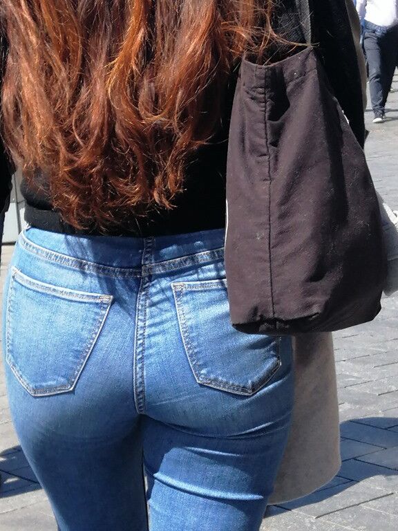 Hunted By Me -  A Hot Asian Chick in Tight Jeans 1 of 8 pics