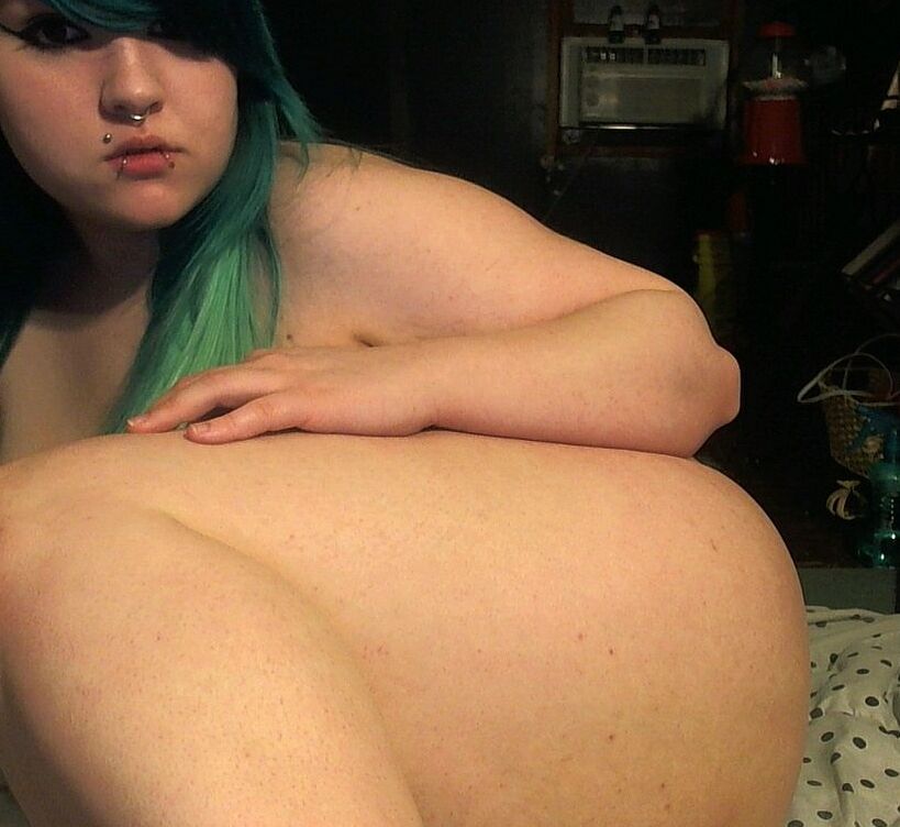 Jenny Harmon (Amateur BBW) 11 of 54 pics