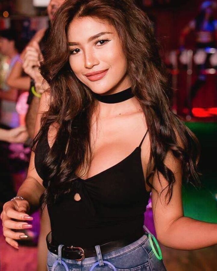 Sexy Thai Girl Ann 22 of 31 pics
